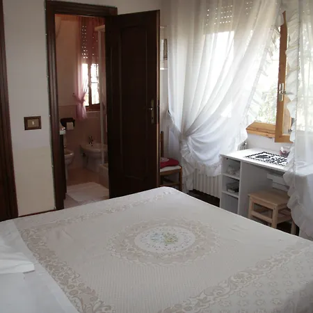 Domus Gratiae فندق مبيت وإفطار