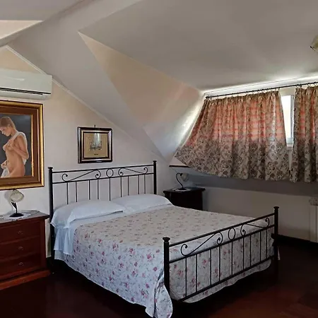 فندق مبيت وإفطار Domus Gratiae