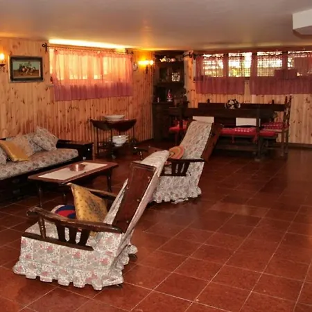 Domus Gratiae 3* أوستِيا أنتيكا