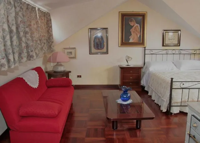 Domus Gratiae Bed & Breakfast 3*